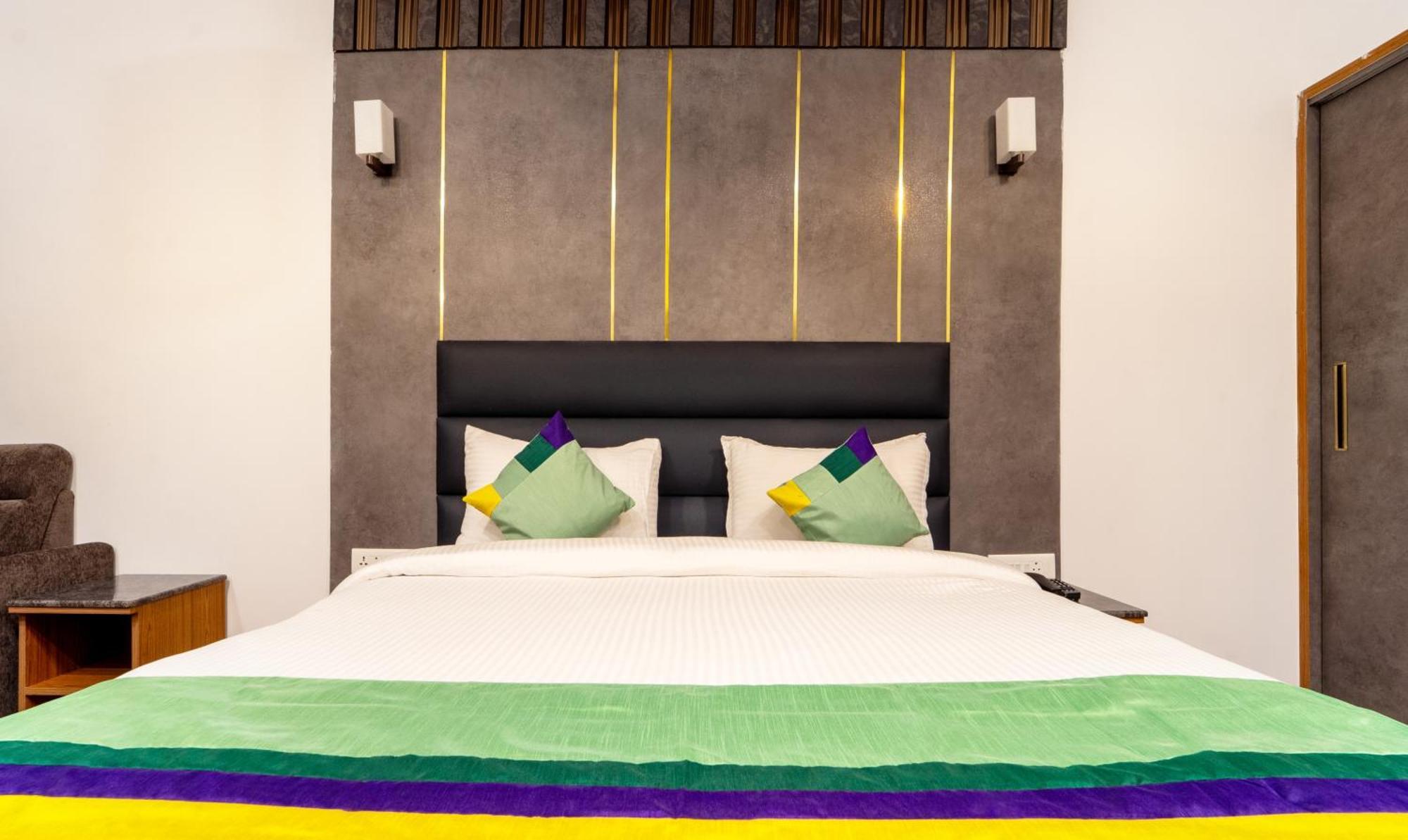 Treebo Skydale Premium Suites, 1500 Mtrs From Ooty Lake Exterior foto